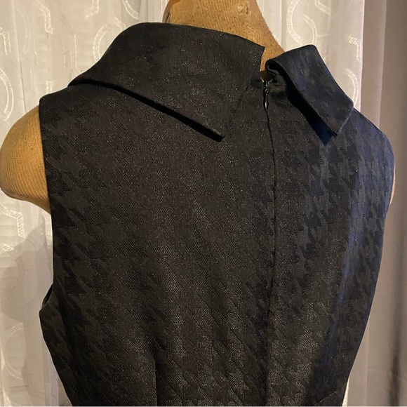 Tahari ASL Jacquard Print Envelope Collar Dress in Black - Picture 6 of 6
